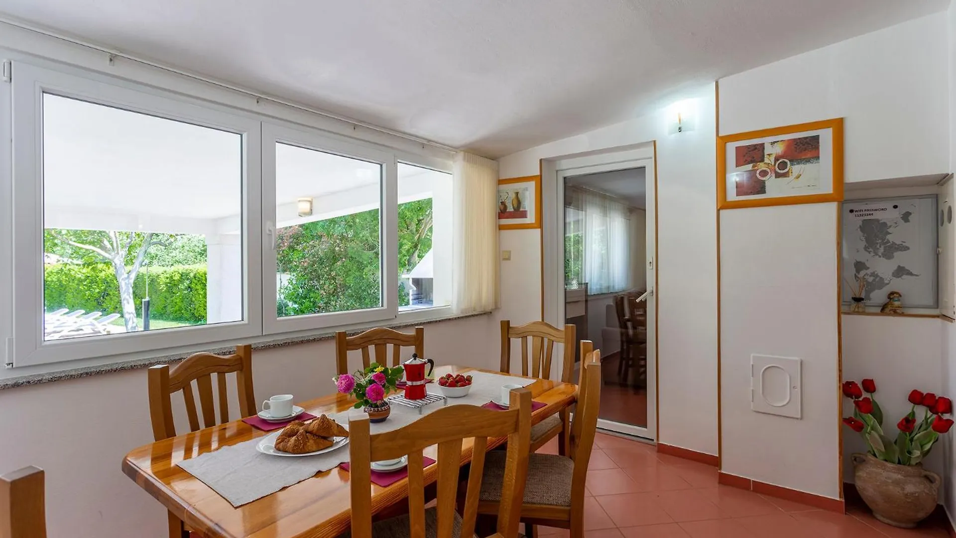 Elegant Villa With Private Pool And Stunning Garden In The Picturesque Village Of Brhanici Svetvinčenat 克罗地亚