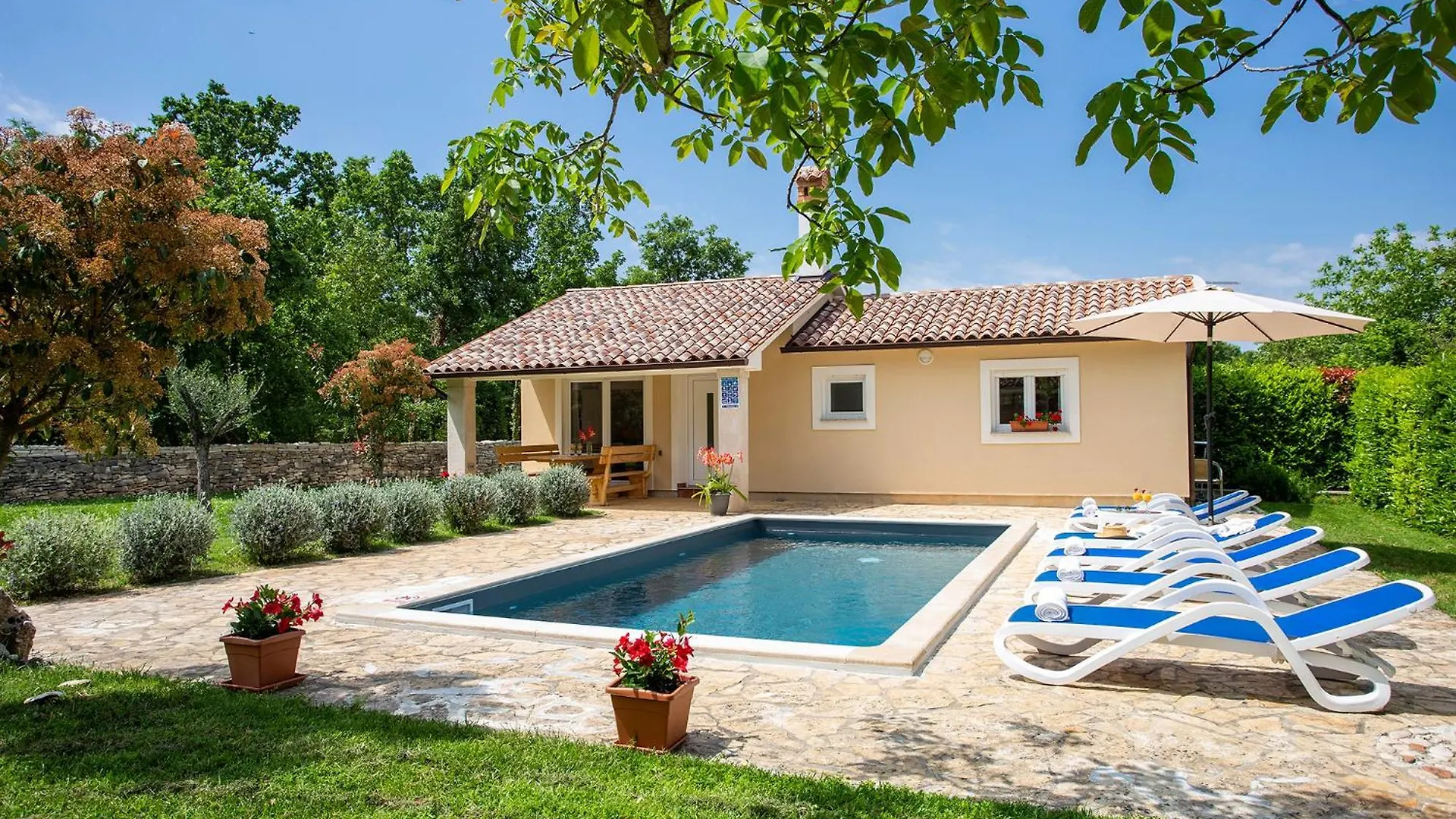 Elegant Villa With Private Pool And Stunning Garden In The Picturesque Village Of Brhanici Svetvinčenat 0*,  克罗地亚